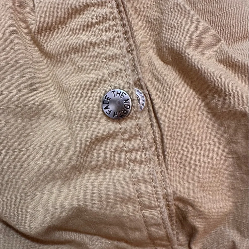North Face Men’s Cargo Shorts Ripstop Tan Khaki Belted Size Large (z)